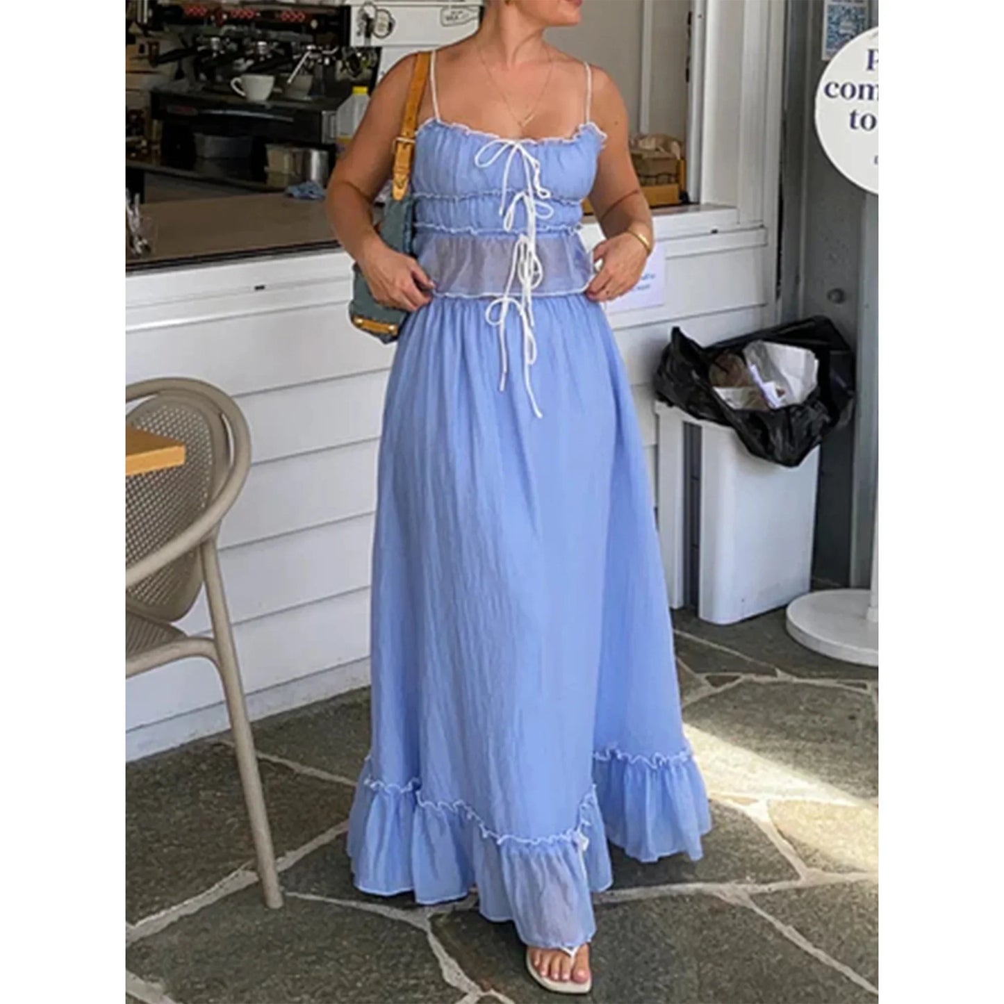 Dahlisette – Elegant kjole i bomuld