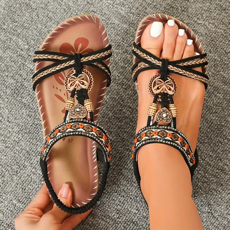 Kiona – Stilfulde sandaler i stammestil