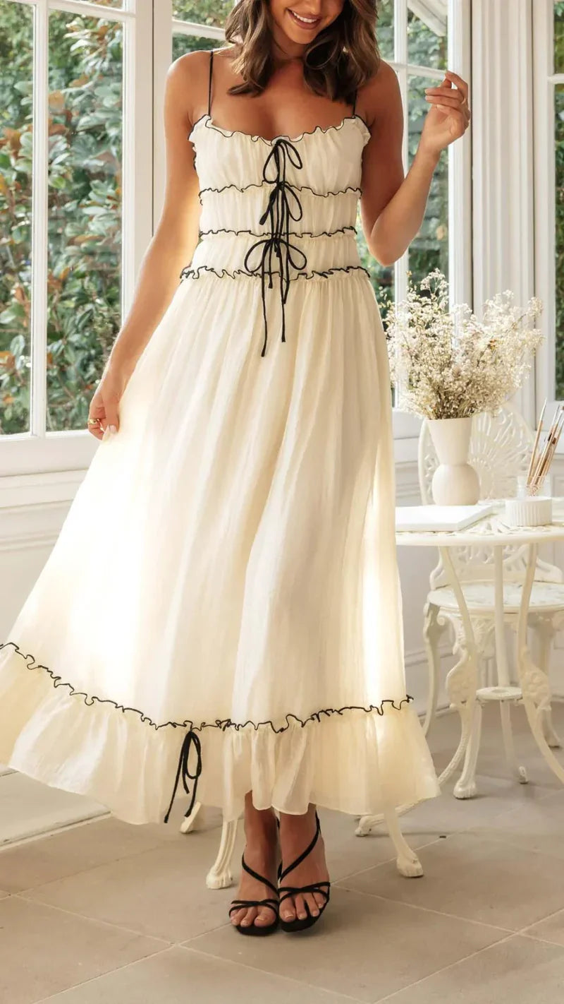 Dahlisette – Elegant kjole i bomuld